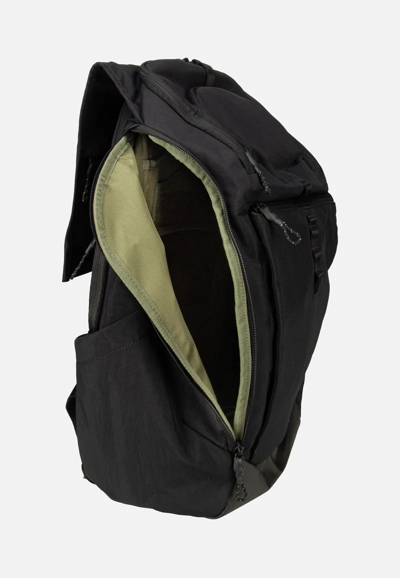 Paramount 3 27L Black - Rucksack