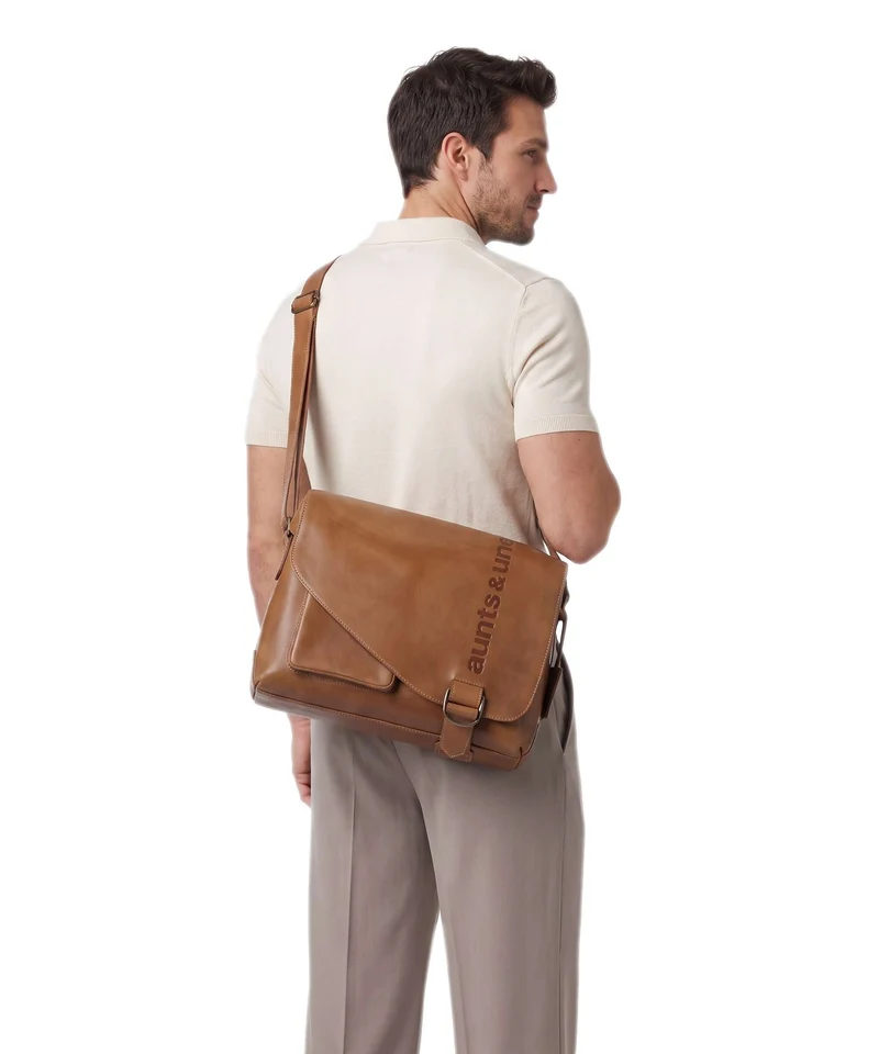 Aunts & Uncles Heritage Medium Judd Kuriertasche tan