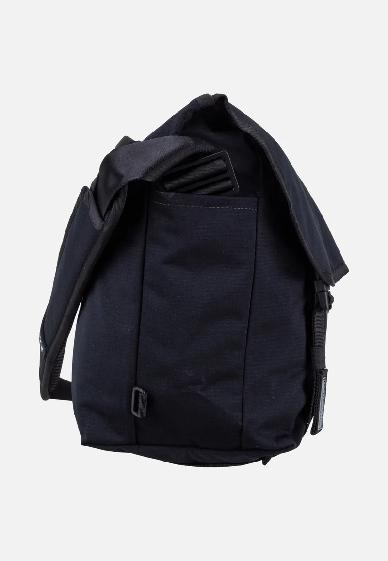 Flight Classic M Jet Black - Messenger Bag