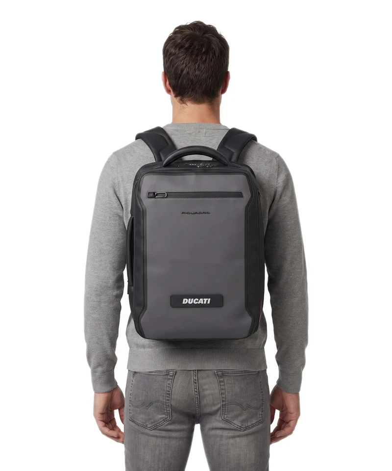 Piquadro Ducati C2OWD 35 Rucksack black