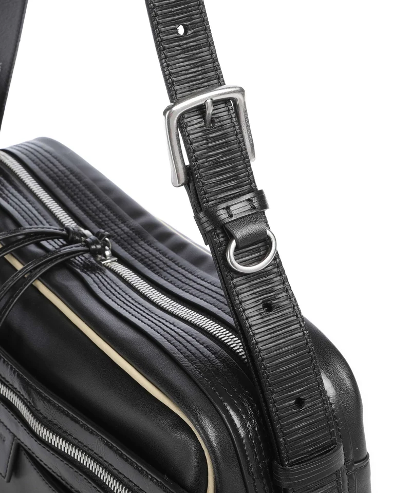 Liebeskind Juno Recycled Soft Calf M Schultertasche black