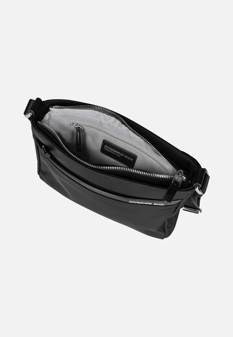 Hunter Small VCT30 Black - Crossbody Bag