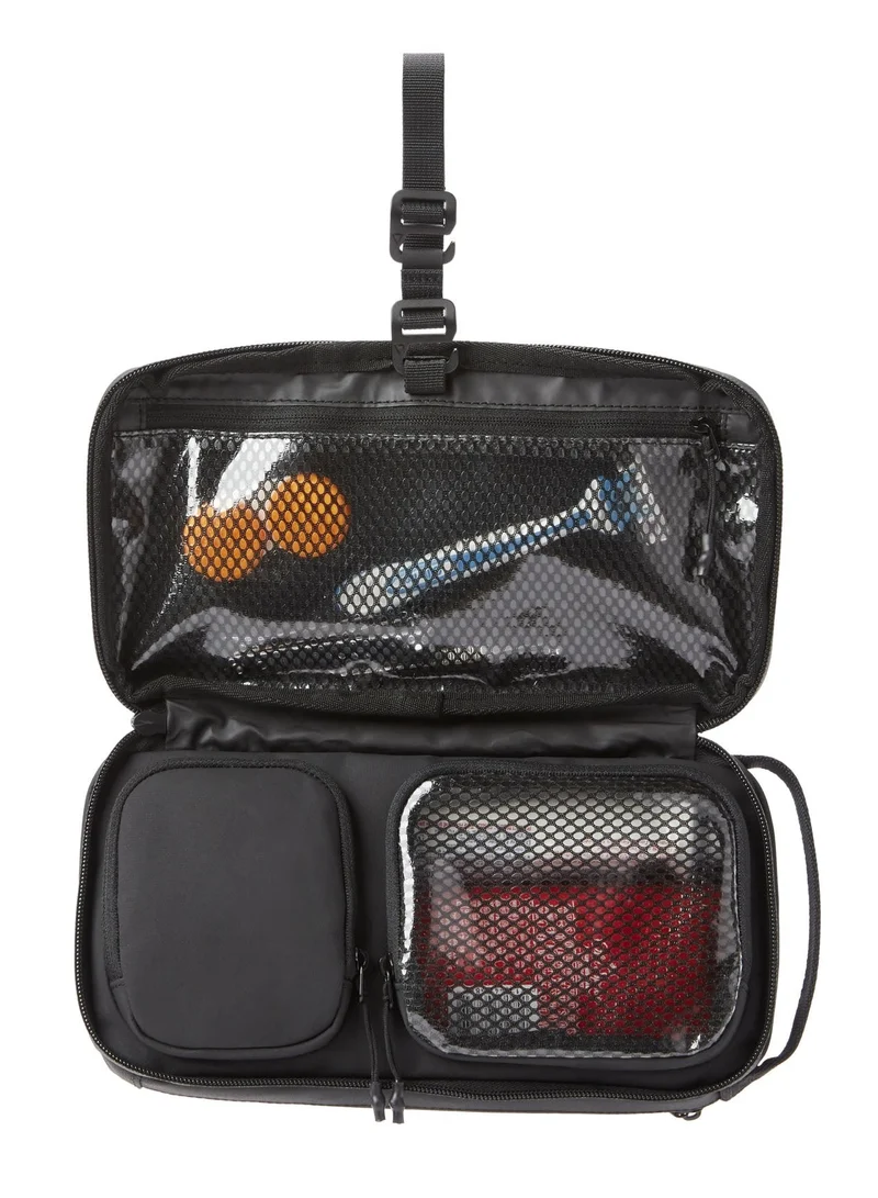 Gomatic Toiletry Bag 2.0, klein schwarz