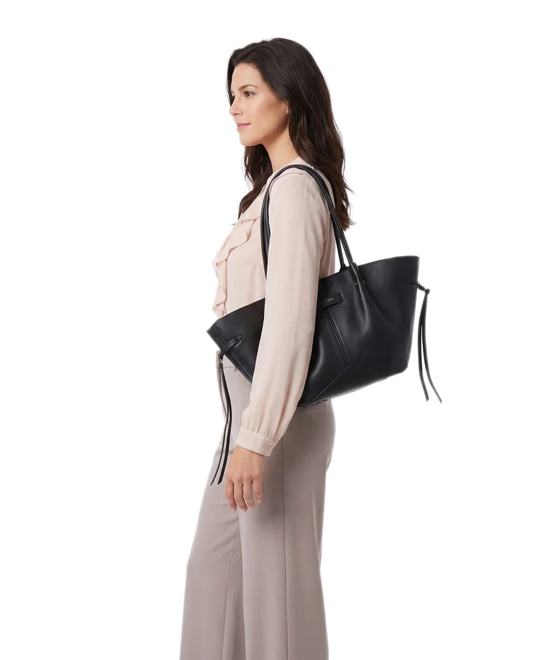 Karl Lagerfeld K/Pierced Small Shopper black nickel