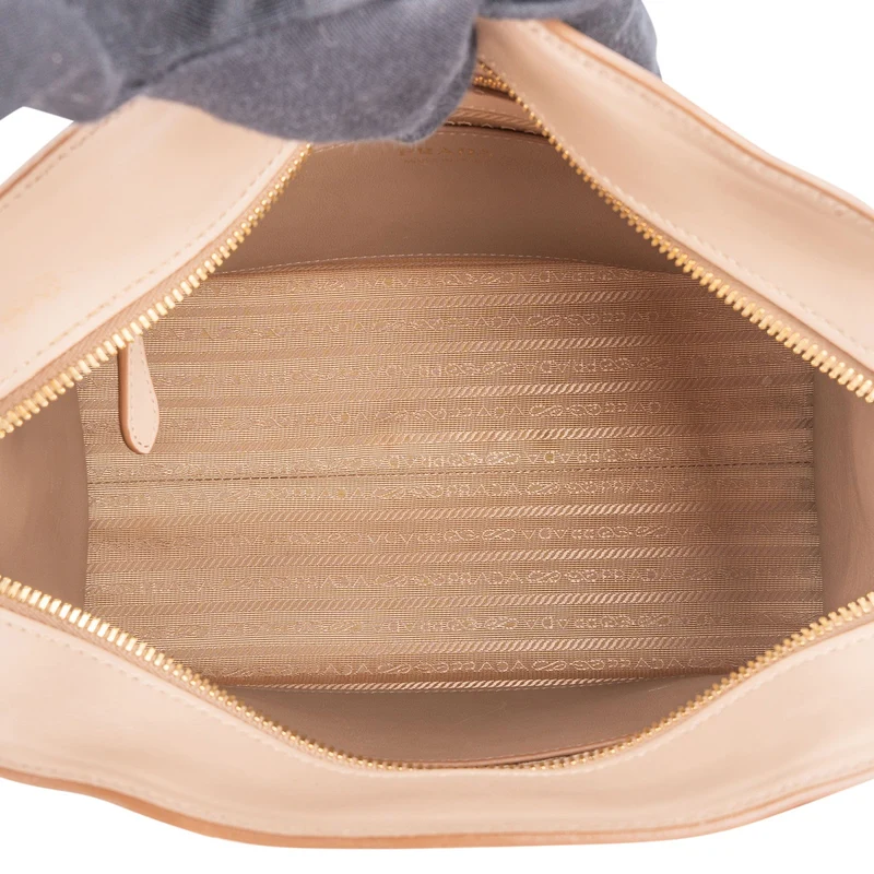 Prada Saffiano Leather Mano Galleria Handbag