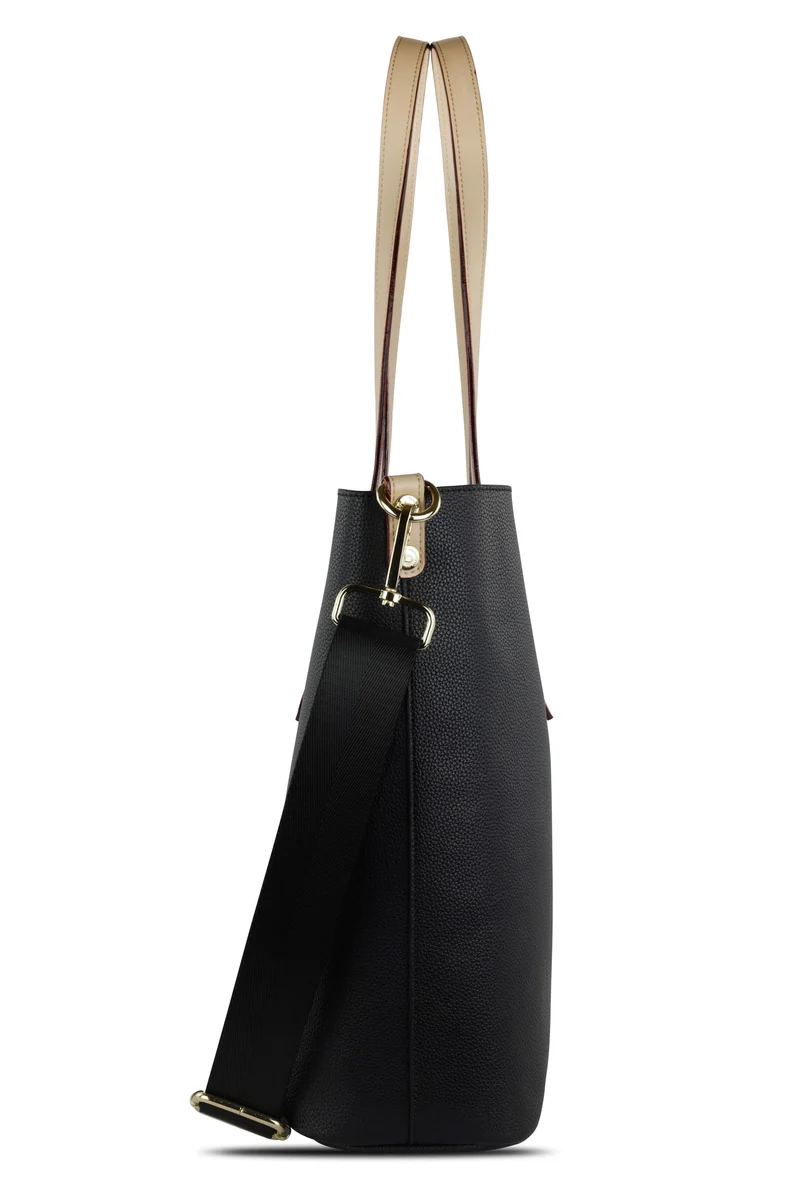 Shopper Ella L Schwarz
