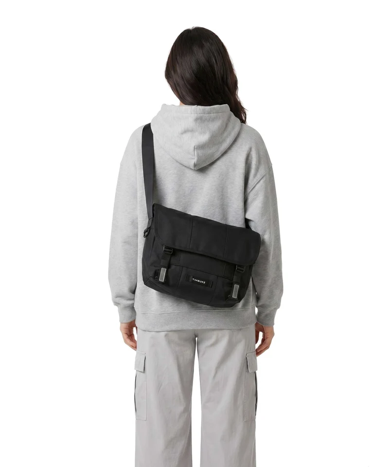 Timbuk2 Classic S Kuriertasche jet black