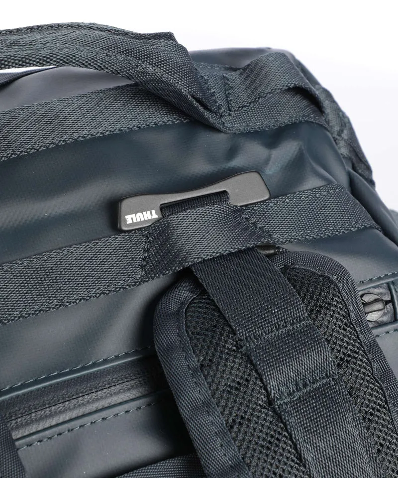 Thule Chasm 30 Weekender darkest blue