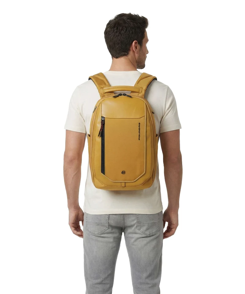 Piquadro Lyss Ryanair Reiserucksack yellow