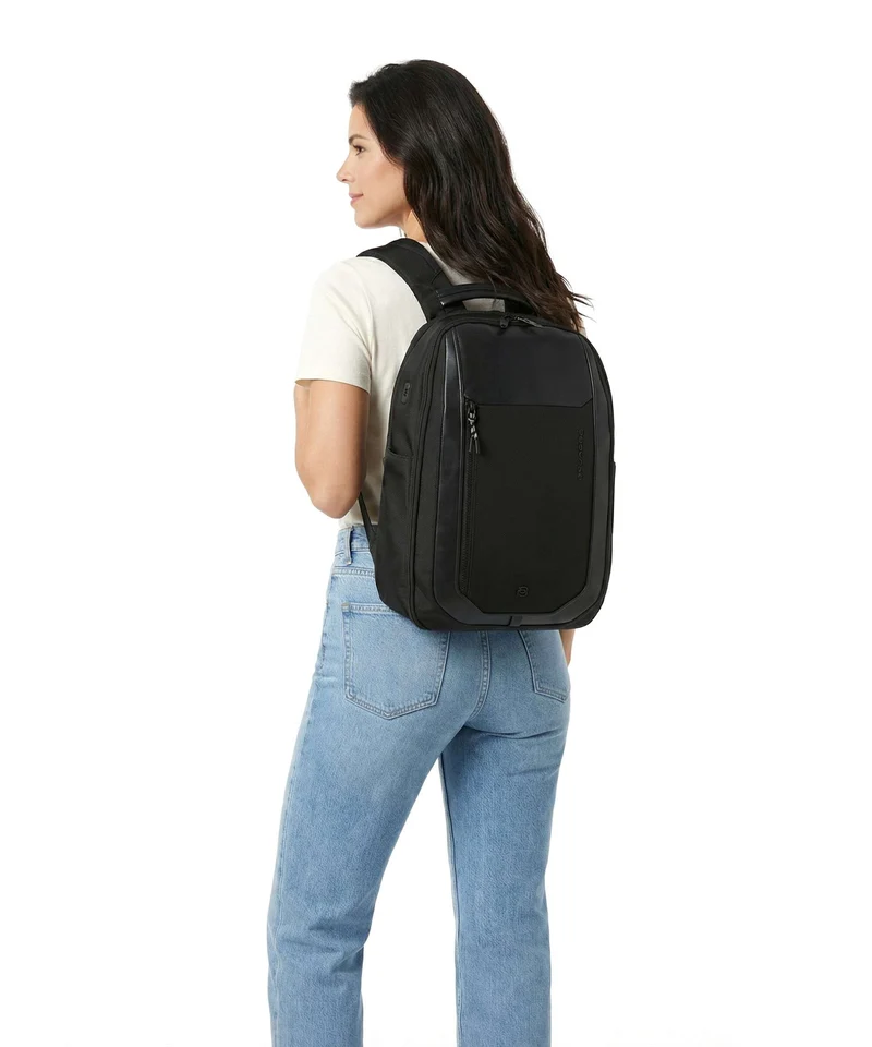 Piquadro Lyss Easyjet Reiserucksack black