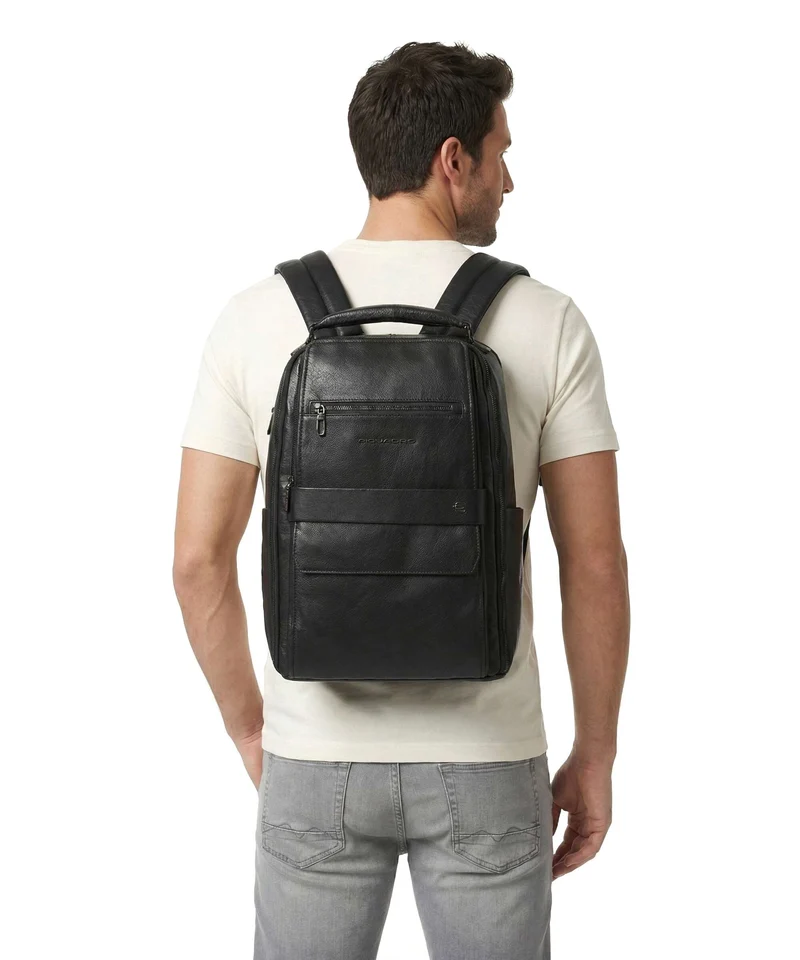 Piquadro Solm Laptop-Rucksack black
