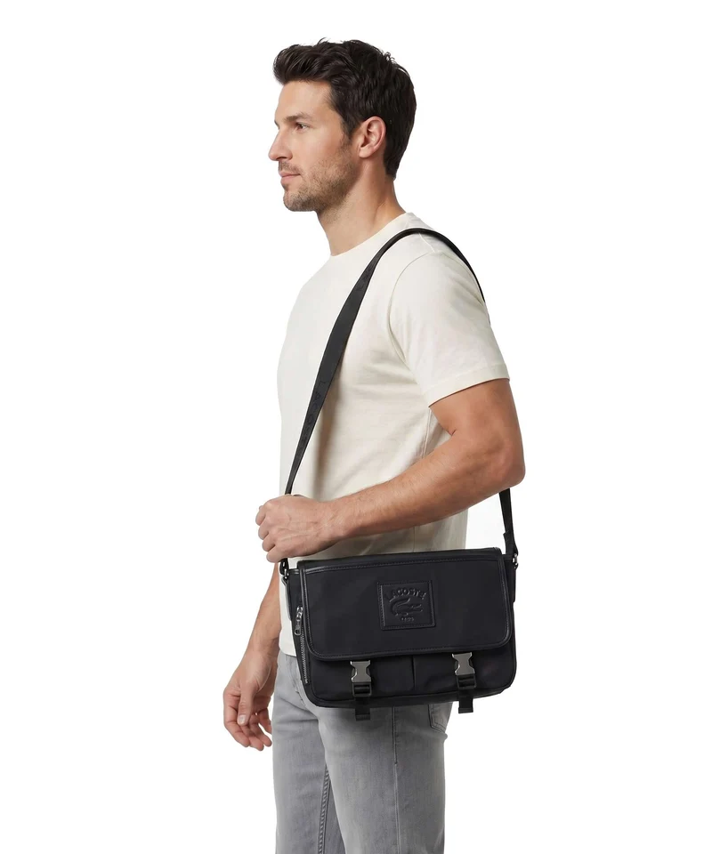 Lacoste Classics Kuriertasche noir