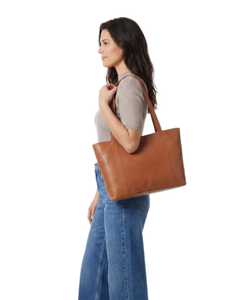 The Chesterfield Brand Wax Pull Up Cow Anira Shopper cognac