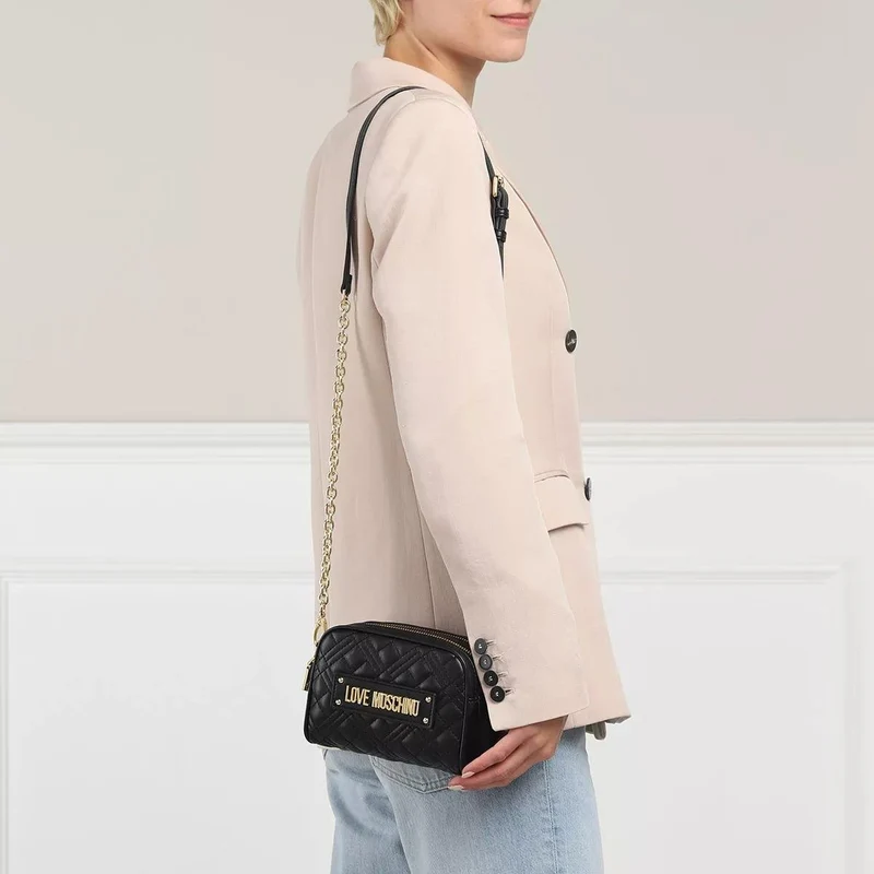 Love Moschino