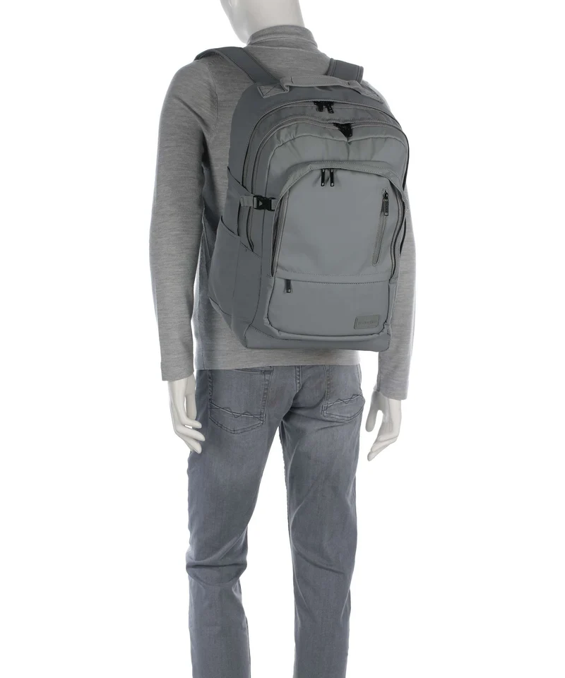 Travelite Basics Rucksack schwarz