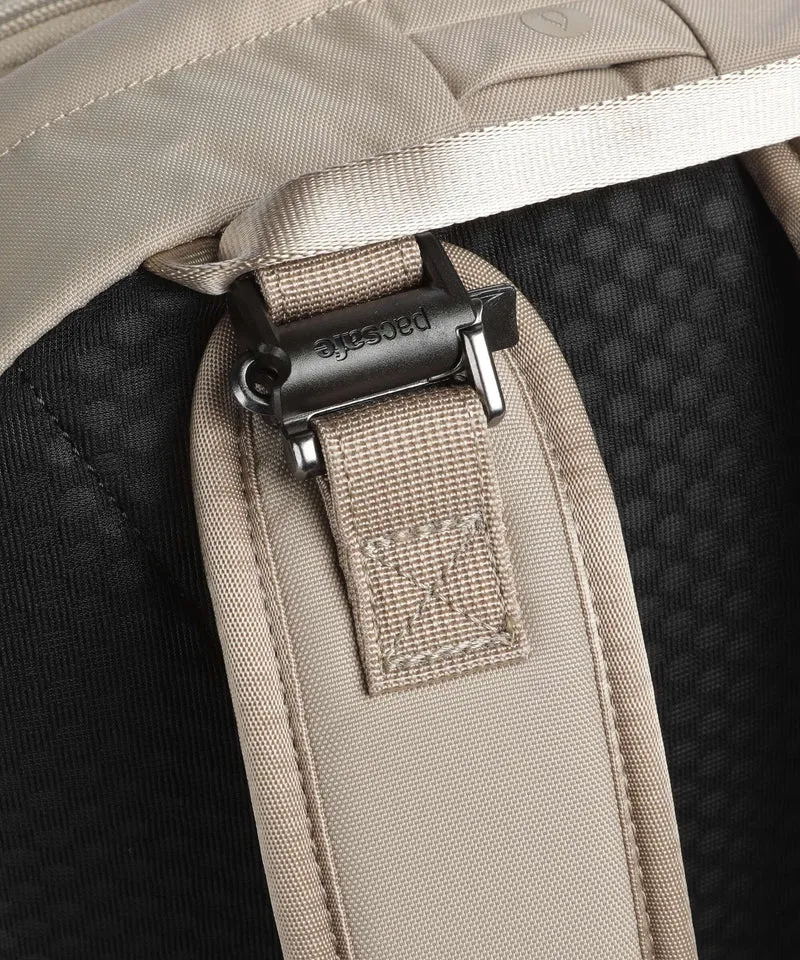 Pacsafe V 24 Rucksack beige