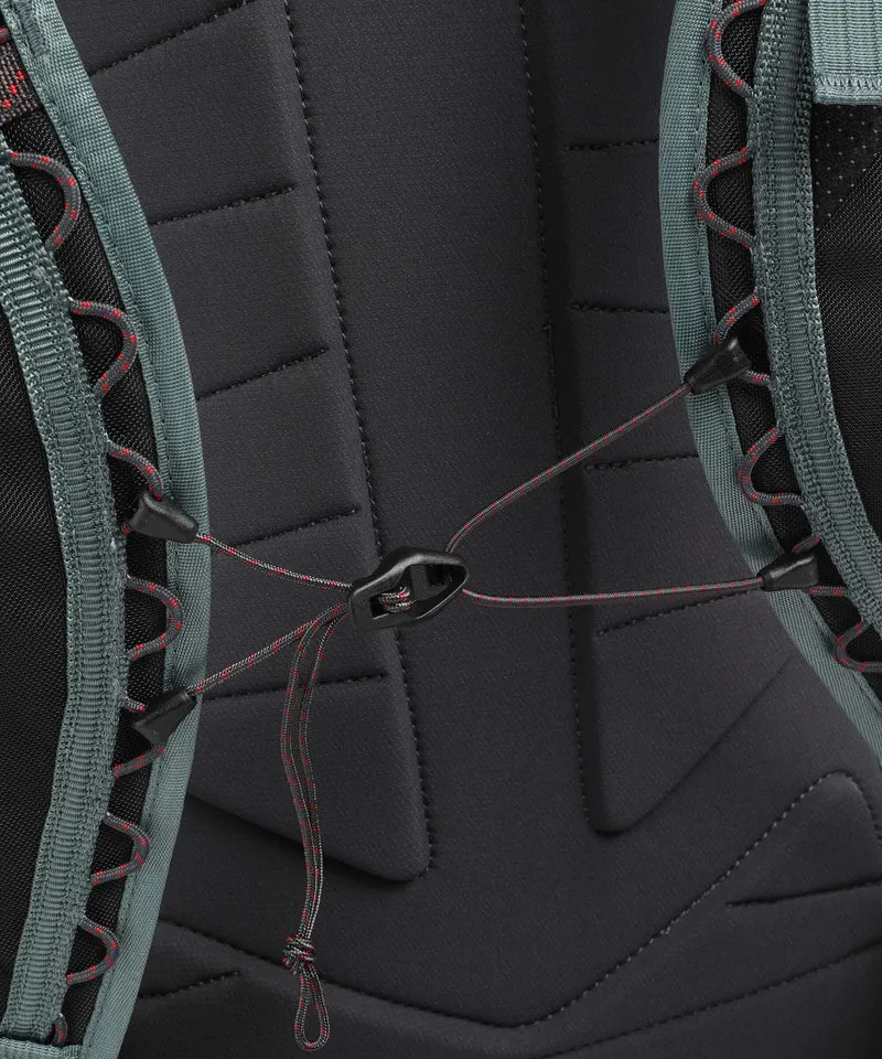 Klättermusen Ull 30 Wanderrucksack jade green