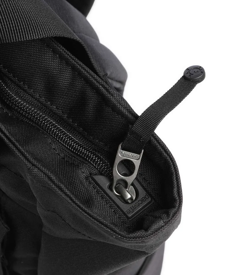Pacsafe Go Rucksack jet black