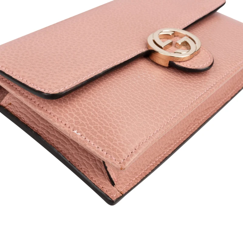 Gucci Leather Interlocking GG Wallet On Chain Crossbody Bag