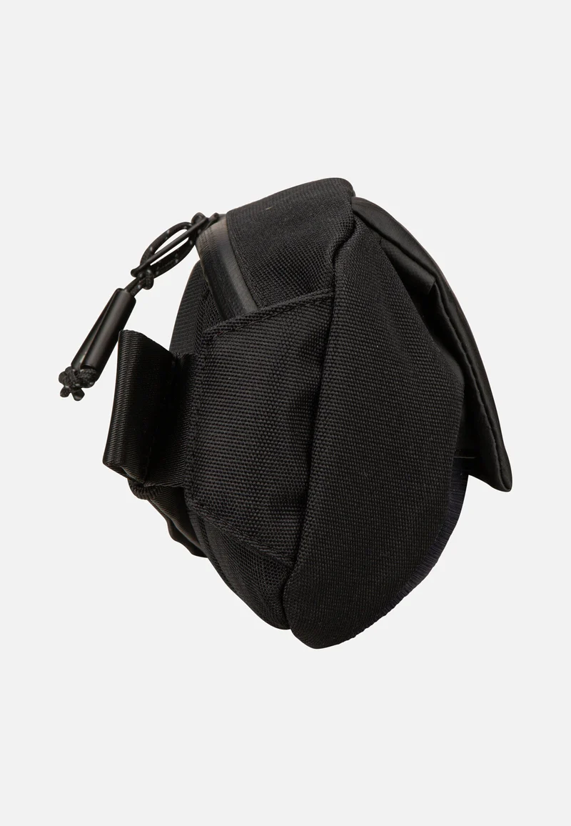 Miles 1057 Chest Pack Jet Black - Bauchtasche