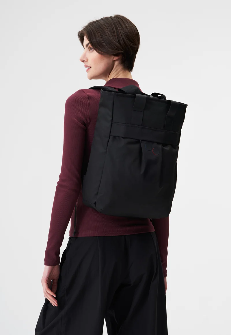 Komo Rooted Black - Rucksack