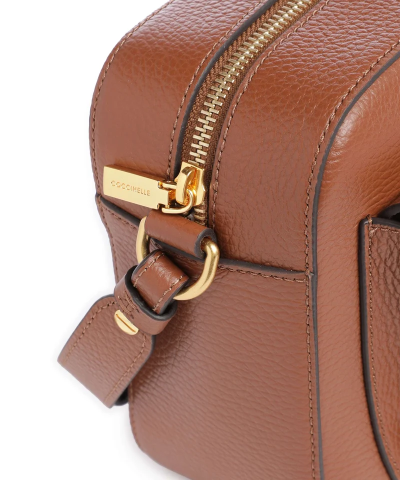 Coccinelle Beat Soft Umhängetasche cognac