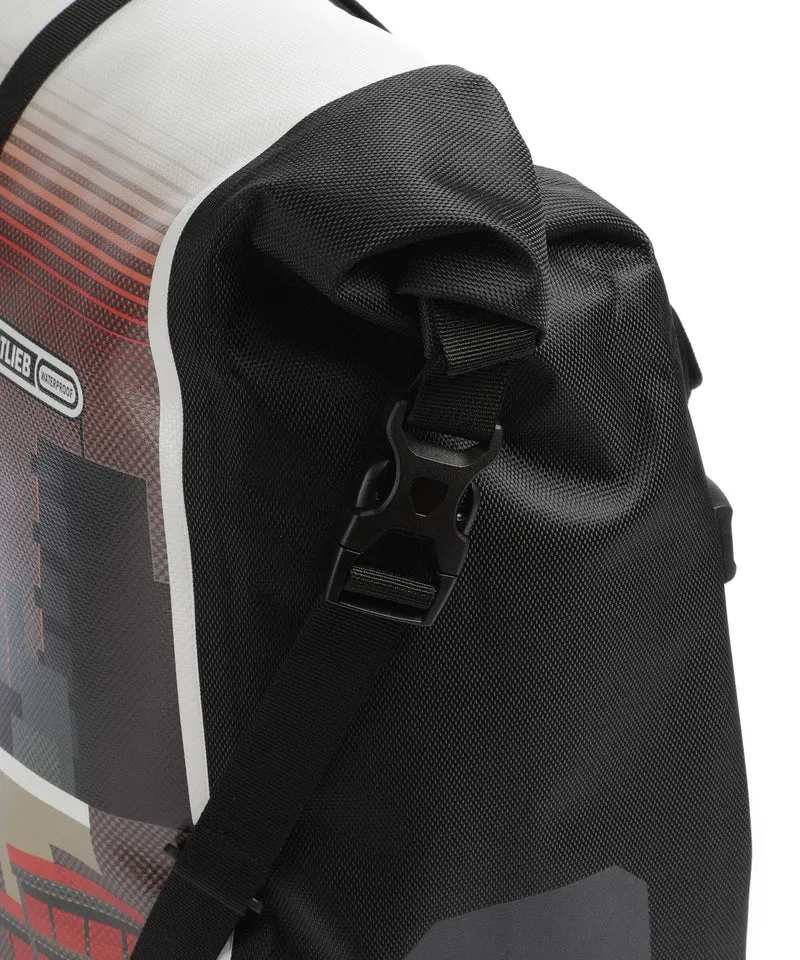 Ortlieb Back-Roller Design 20 Gepäcktasche morning routine