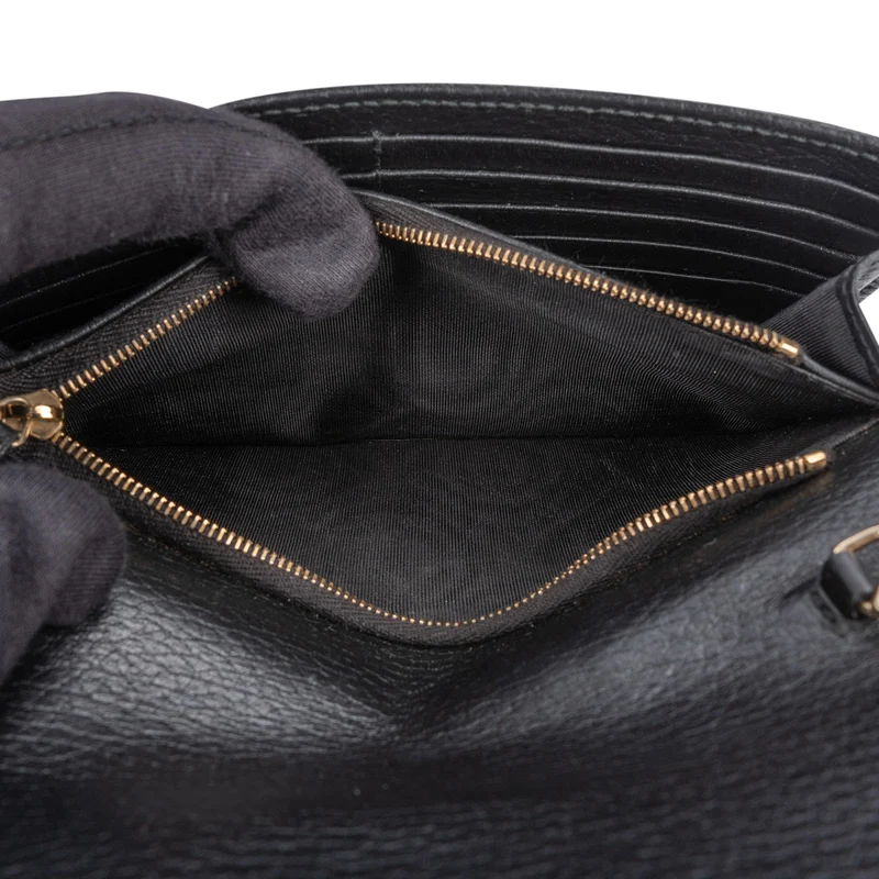 Gucci Leather Interlocking GG Wallet On Chain Crossbody Bag