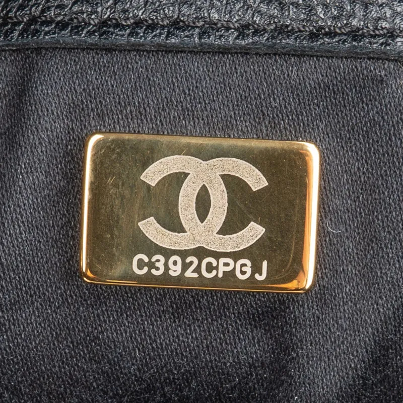 Chanel 25 Quilted Caviar Leather CC Drawstring Shoulder Bag Medium