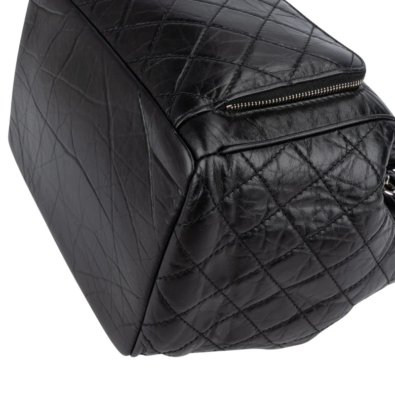 Chanel Quilted Calfskin CC Chain Drawstring Bucket Shoulder Bag