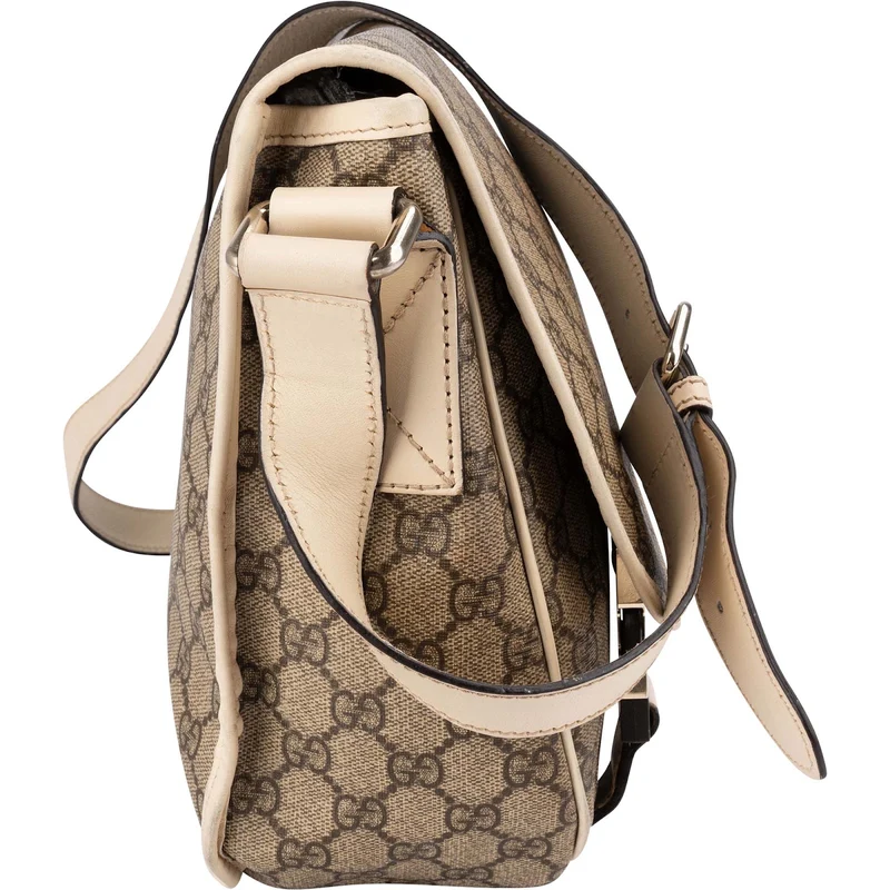 Gucci Monogram GG Supreme Canvas Messenger Crossbody Bag