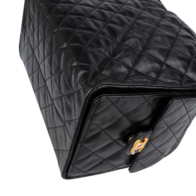 Chanel 25 Quilted Lambskin Drawstring Bucket Shoulder Bag Medium