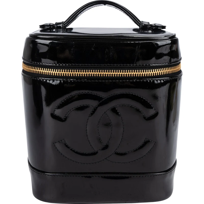 Chanel Patent Leather CC Vanity Case Handbag