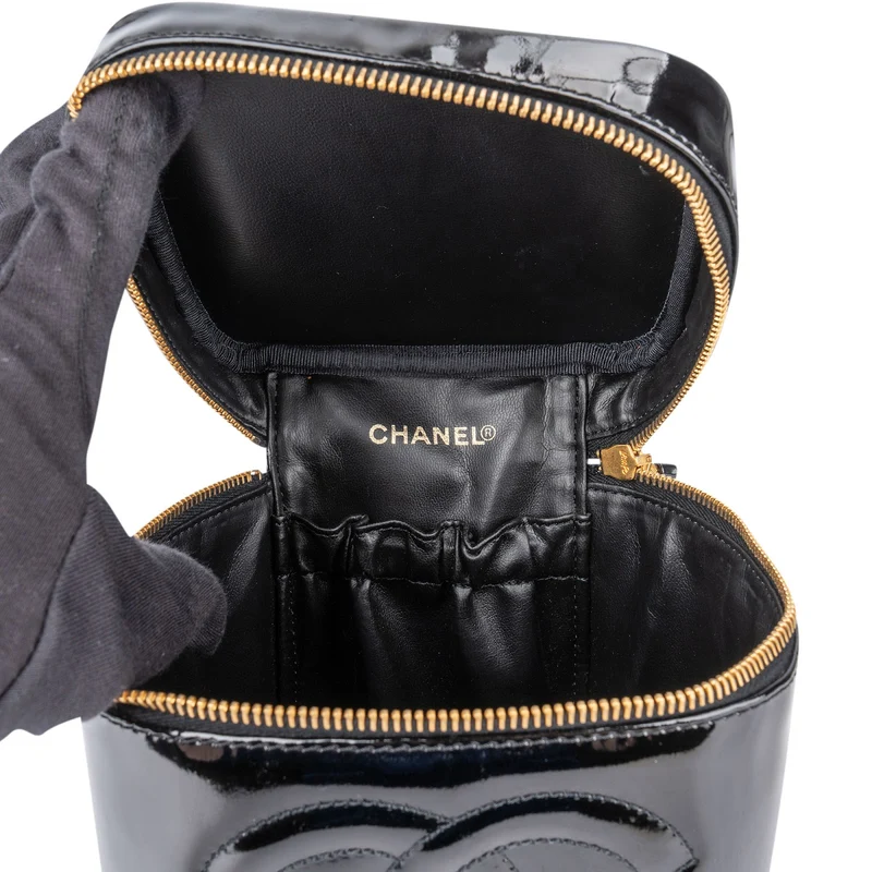 Chanel Patent Leather CC Vanity Case Handbag