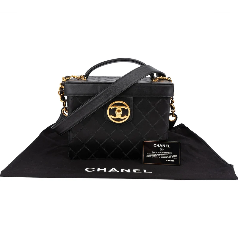 Chanel Jumbo Quilted Lambskin 24K Gold CC Vanity Case Handbag