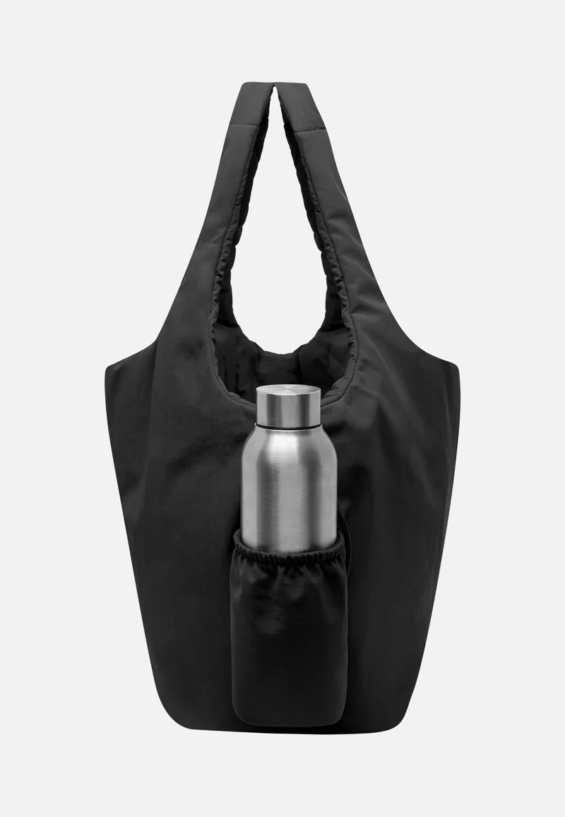 Cleo Black - Shopper