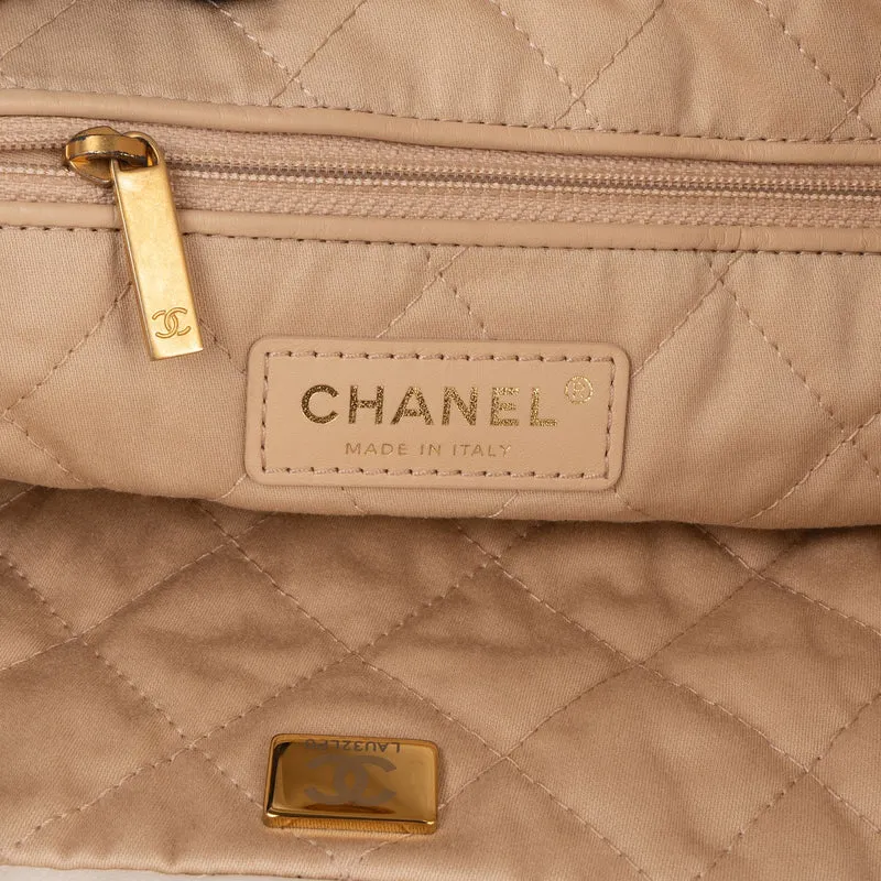 Chanel 22 White Quilted Lambskin Hobo Shoulder Bag