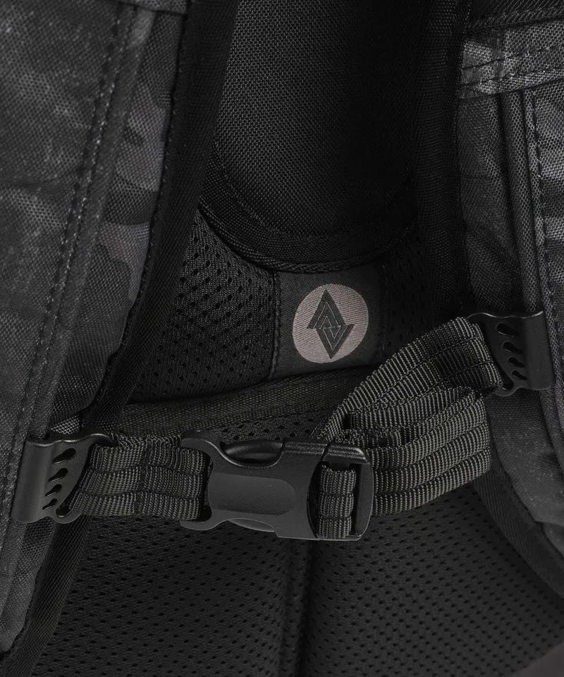 Nitro Future Hero 37 Rucksack forged camo