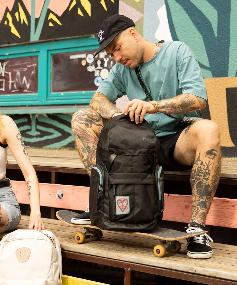 Nitro Daypacker Two 32 Rucksack peace love nitro