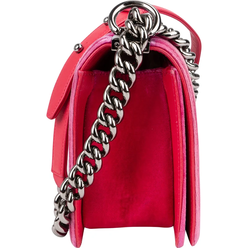 ChanelQuilted Velvet Medium Boy Single Crossbody Bag