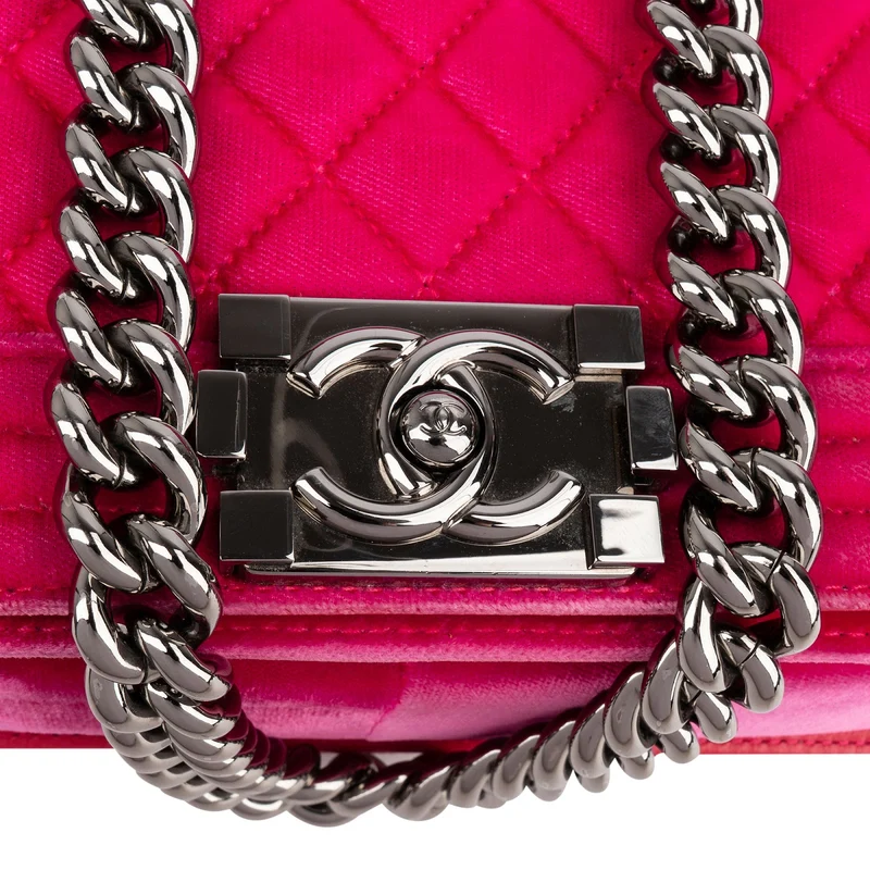 ChanelQuilted Velvet Medium Boy Single Crossbody Bag