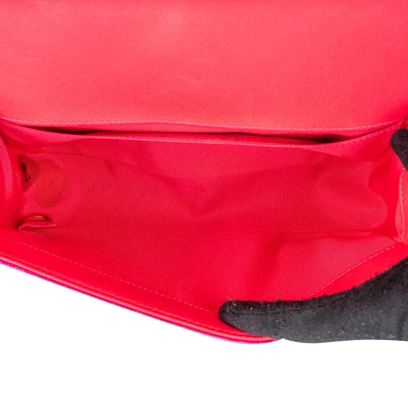 ChanelQuilted Velvet Medium Boy Single Crossbody Bag