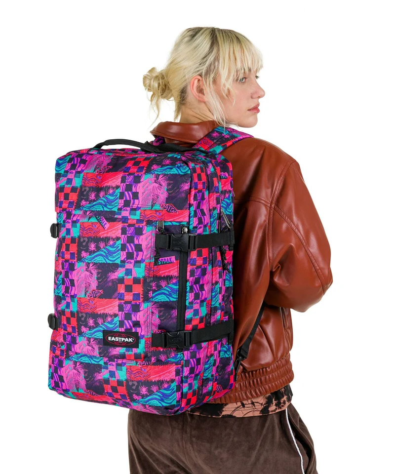 Eastpak Travelpack Reiserucksack retro surf funk