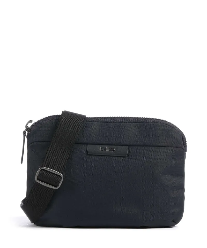 Bellroy Tokyo 1 Umhängetasche navy