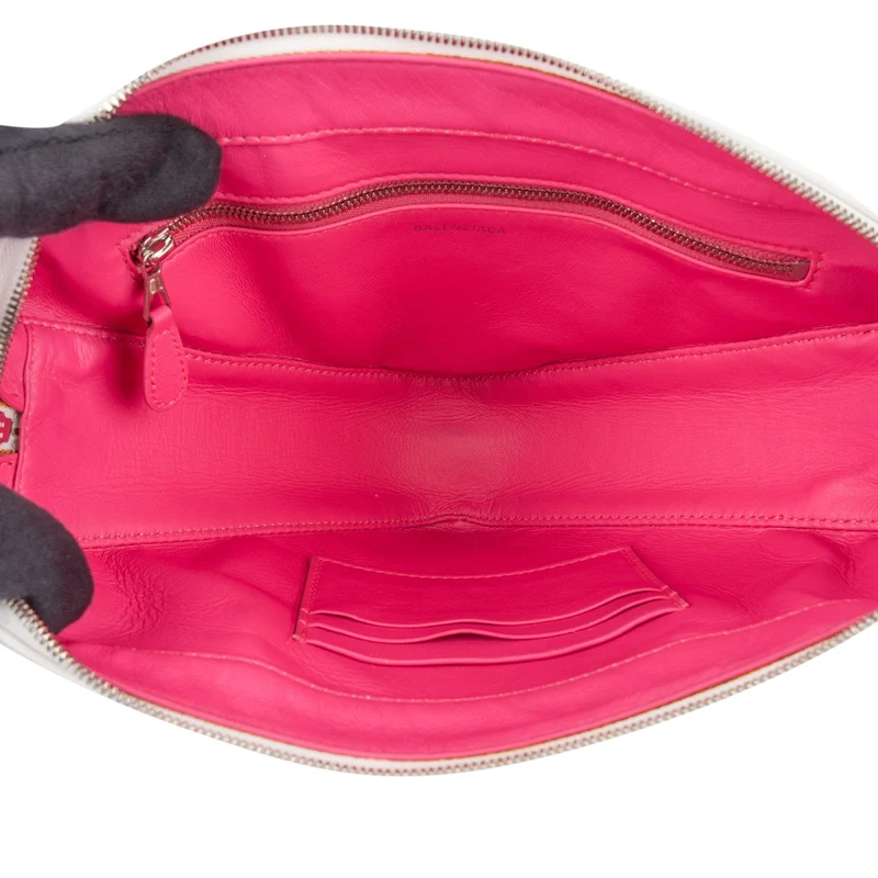 Balenciaga White. Leather Triangle Duffle S Crossbody Handbag