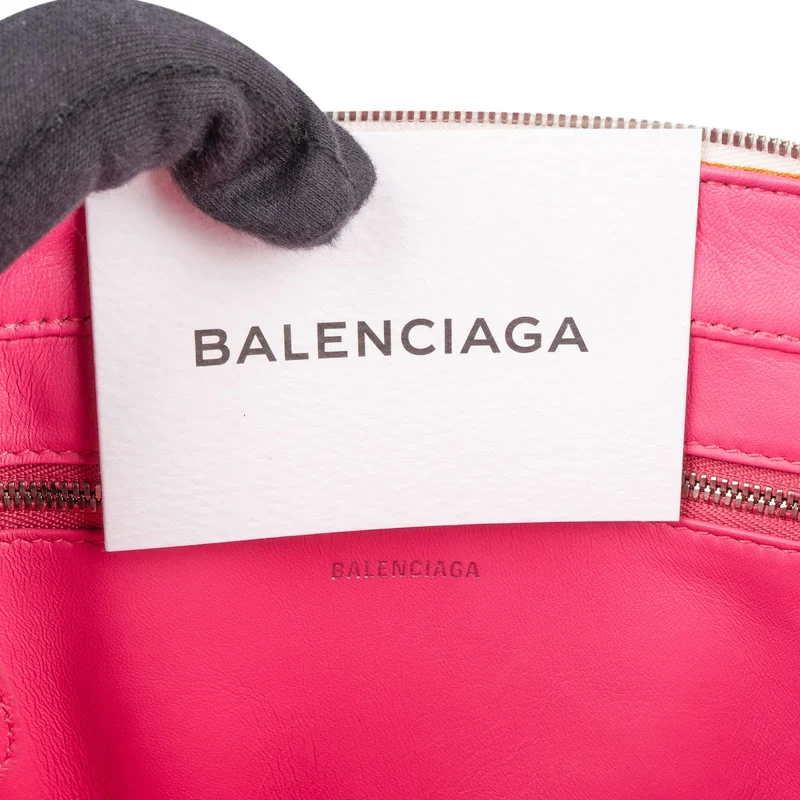 Balenciaga White. Leather Triangle Duffle S Crossbody Handbag