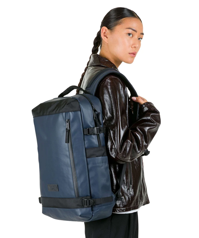 Eastpak Tecum M Rucksack cnnct admiral