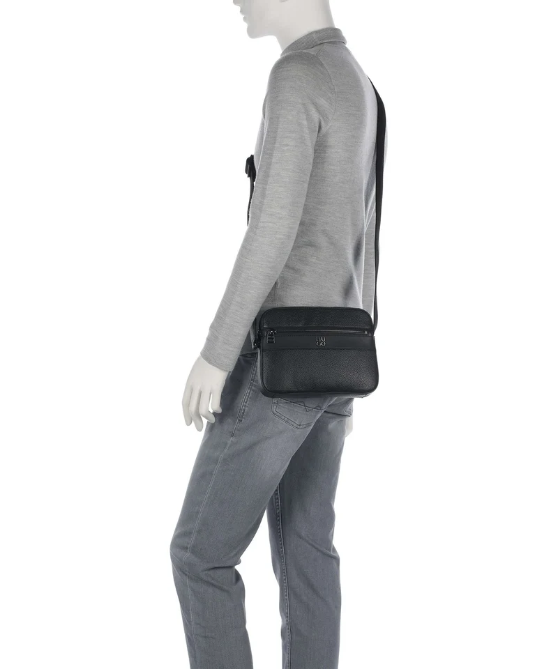 Hugo Quantic Umhängetasche black
