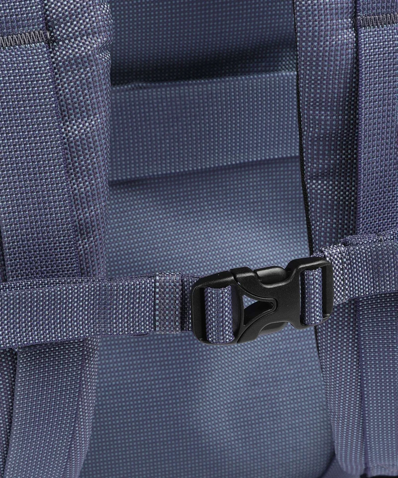 Mandarina Duck MD20 Reiserucksack deep blue