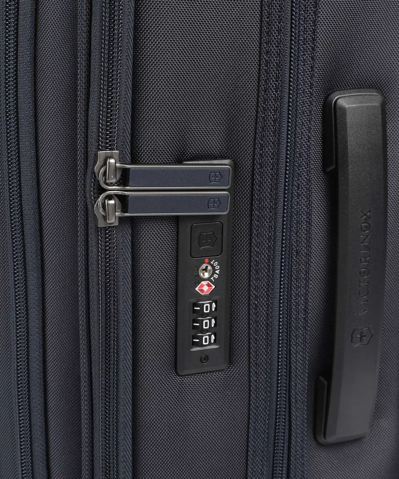 Victorinox Werks Traveler 7.0 GCO 4-Rollen Trolley navy blue